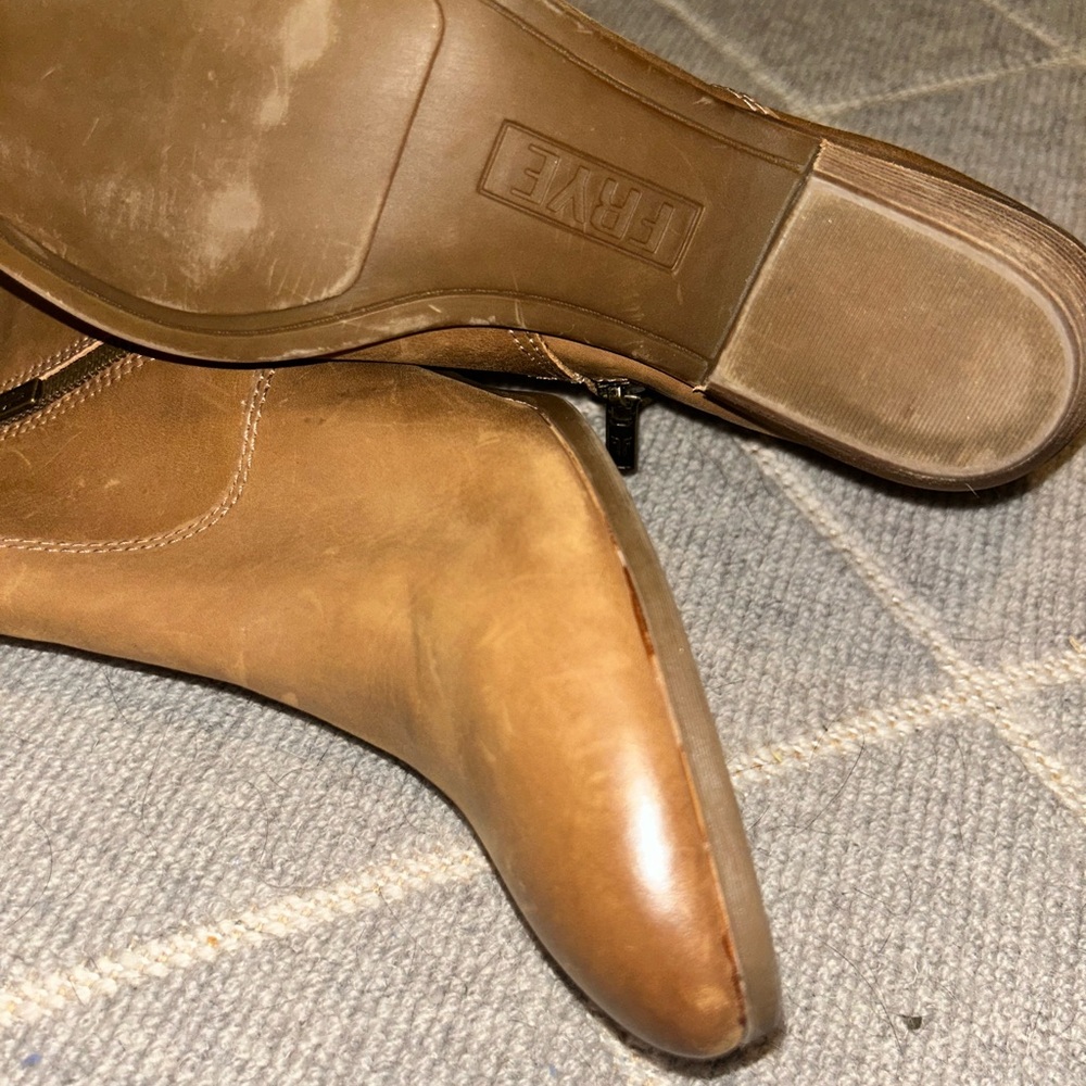 Vguc FRYE boots 8.5 - Picture 2 of 10